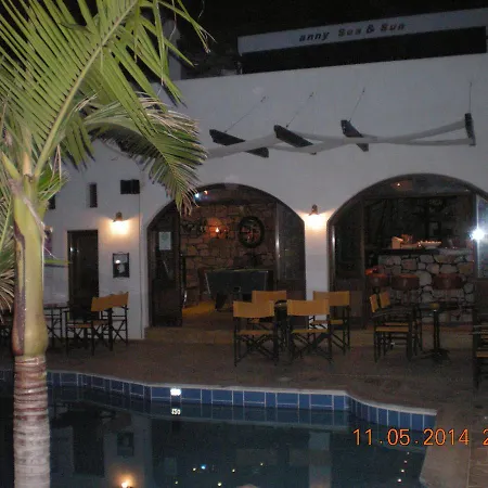Anny Sea & Sun Apartments 2*